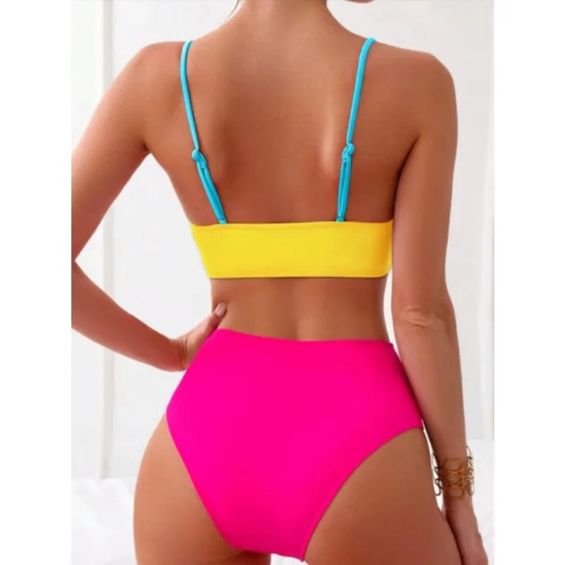 Bikini deux pièces sexy dos nu avec laçage croisé
