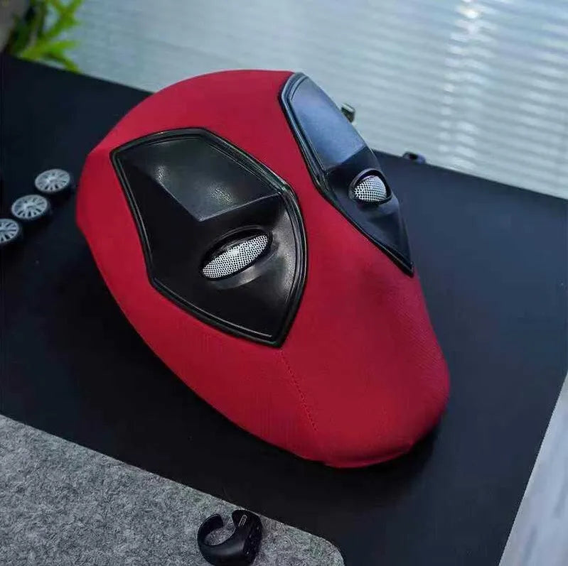 Casque Électrique Deadpool – LED Clignotante & Brillante | Cosplay Marvel