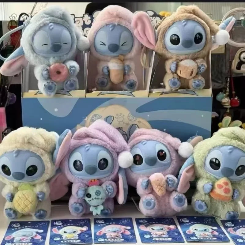 Disney Stitch – Eat Sleep Series Mystery Box (Pendentif Vinyle & Peluche)