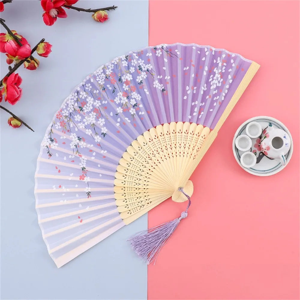 Éventail pliant en soie vintage style japonais